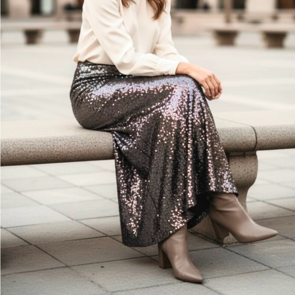 Venus Silver Sequin Maxi Skirt Size 8 Evening Party